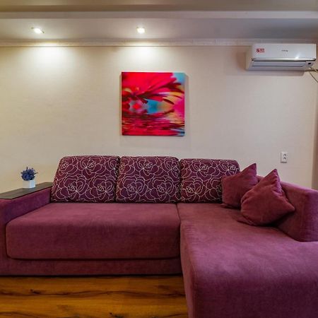 Цум Пассаж Яворницького 55 Apartment Dnipro Exterior foto