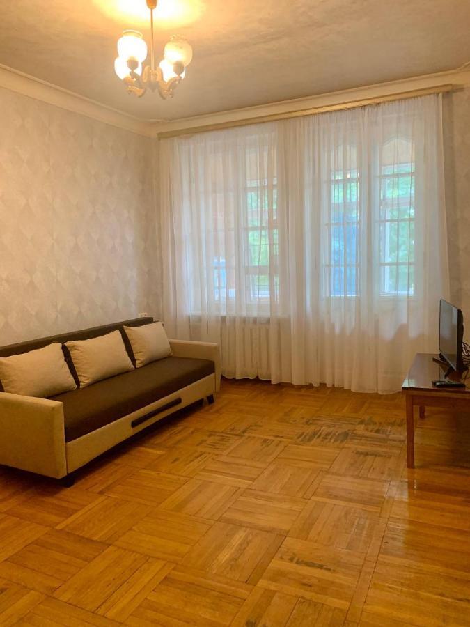 Цум Пассаж Яворницького 55 Apartment Dnipro Exterior foto
